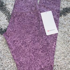 Lululemon align 28” size 2 NWT arqe